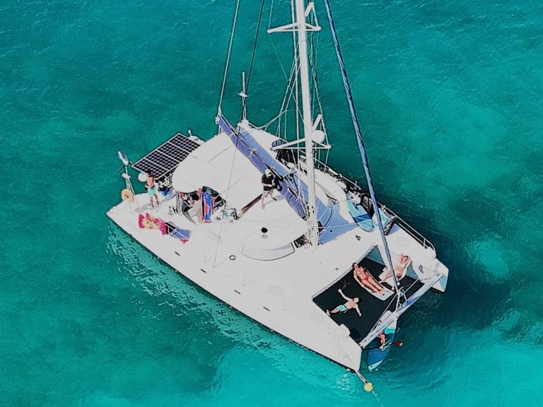 Catamaran for rent Marigot at the best price