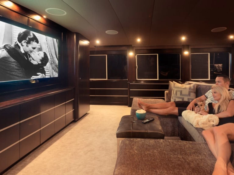 Luxury Yacht for rent Saint Martin at the best price