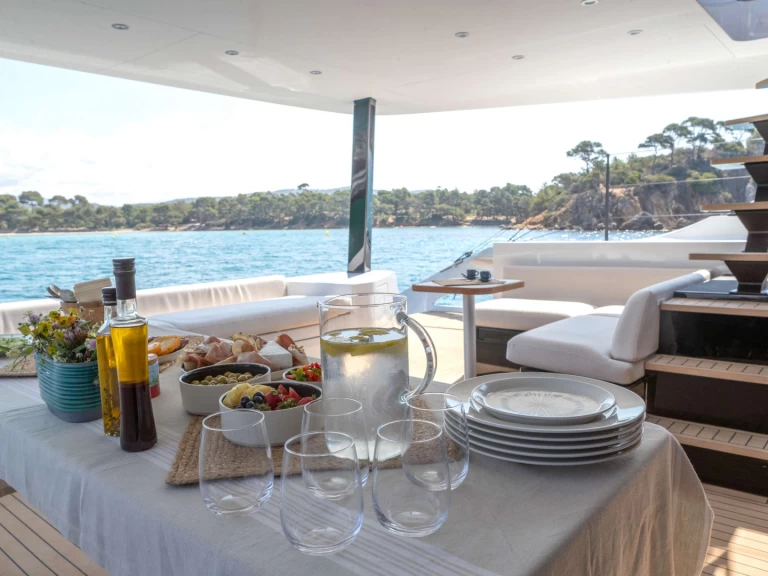 Catamaran rental in Corsica - Gunboat WONDERFUL