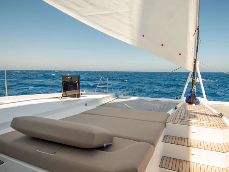 Bareboat Rental Luxury Yacht Fountaine Pajot with a boat licence