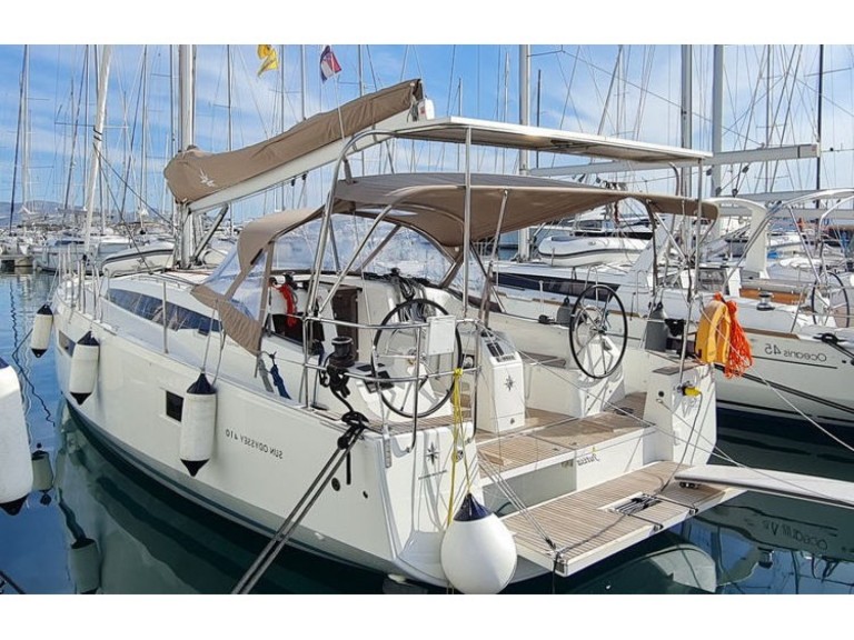 Sailboat rental in Pula - Jeanneau Sun Odyssey 410