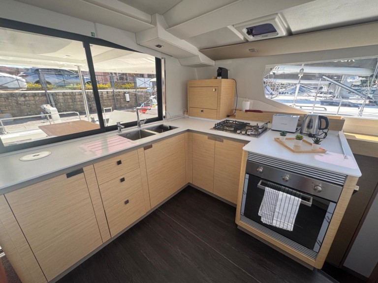 Boat rental Fountaine Pajot Tanna 47 in Furnari on Samboat