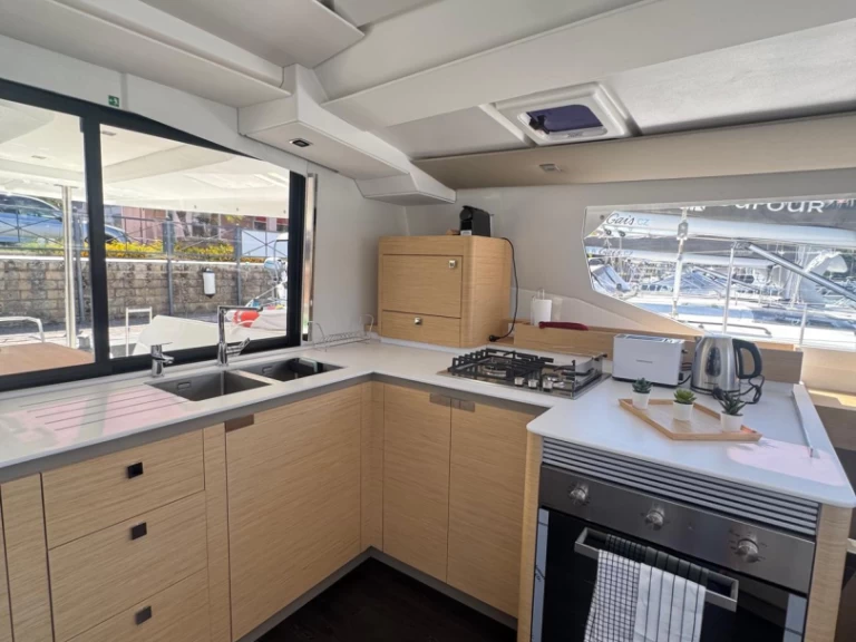 Yacht charter Furnari cheap Tanna 47