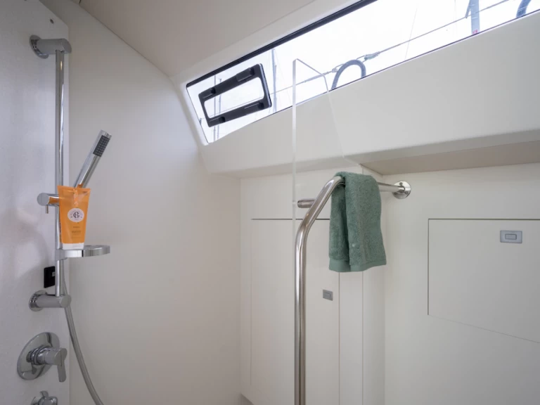 Sailboat for rent La Rochelle at the best price