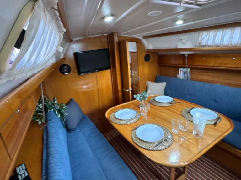 Sailboat for rent Puerto deportivo Marina Rubicon at the best price