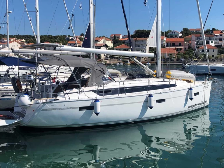 Sailboat rental with or without captain Bavaria Murter-Kornati