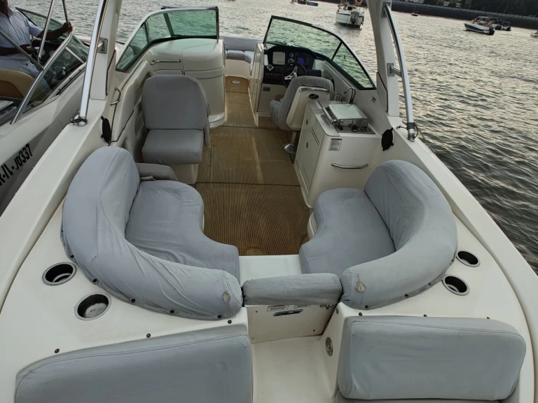 Motorboat rental in Mumbai - Sea Ray Sea Ray SLX 300