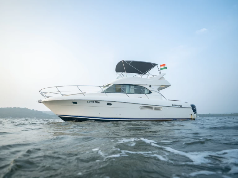 Boat rental Prestige Prestige 36 in Panjim on Samboat