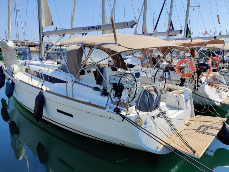 Sailboat rental in Sukošan - Jeanneau Sun Odyssey 449