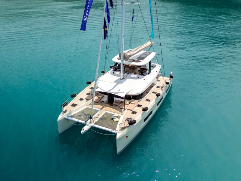 Boat rental Lagoon Lagoon Sixty 5 in Capo d'Orlando on Samboat