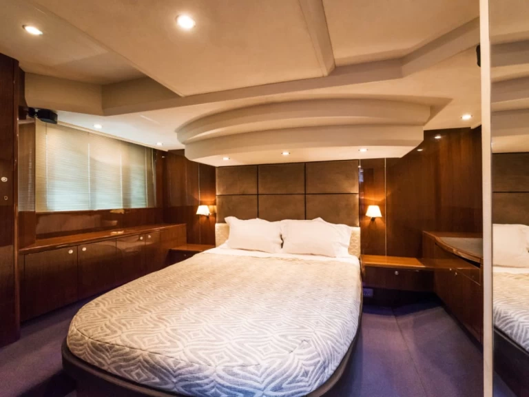 Motorboat rental with or without captain Princess Panjim