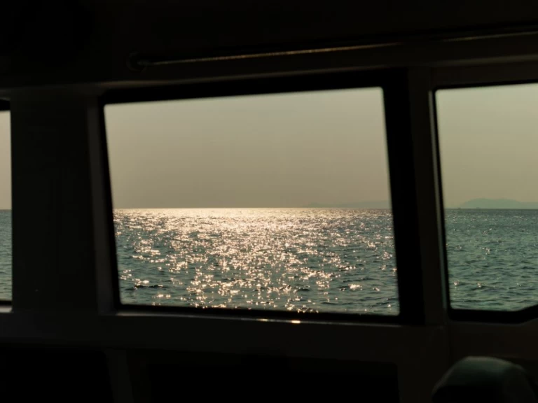 Axopar Axopar 37 XC Cross Cabin charter bareboat or captained in  Lagonisí