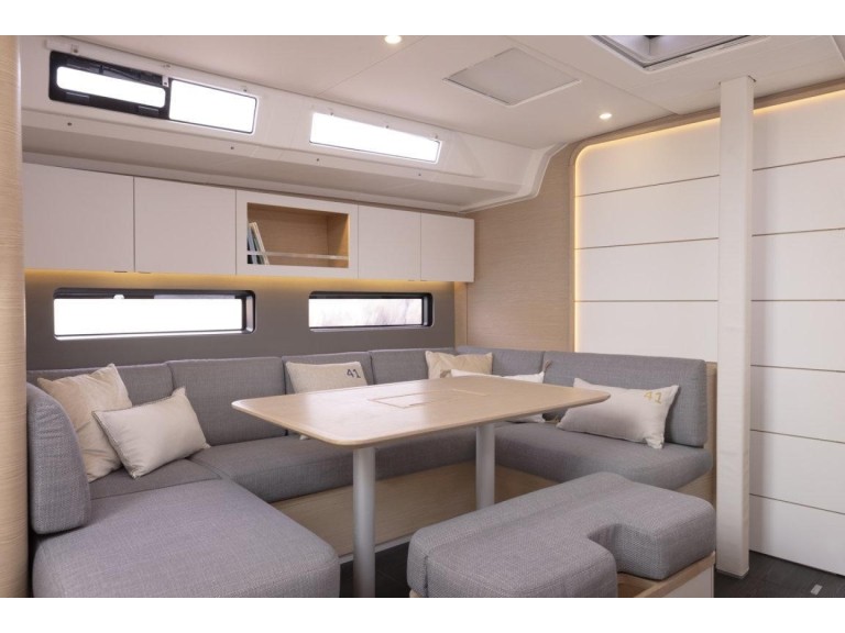 Yacht charter Piombino cheap Dufour 41