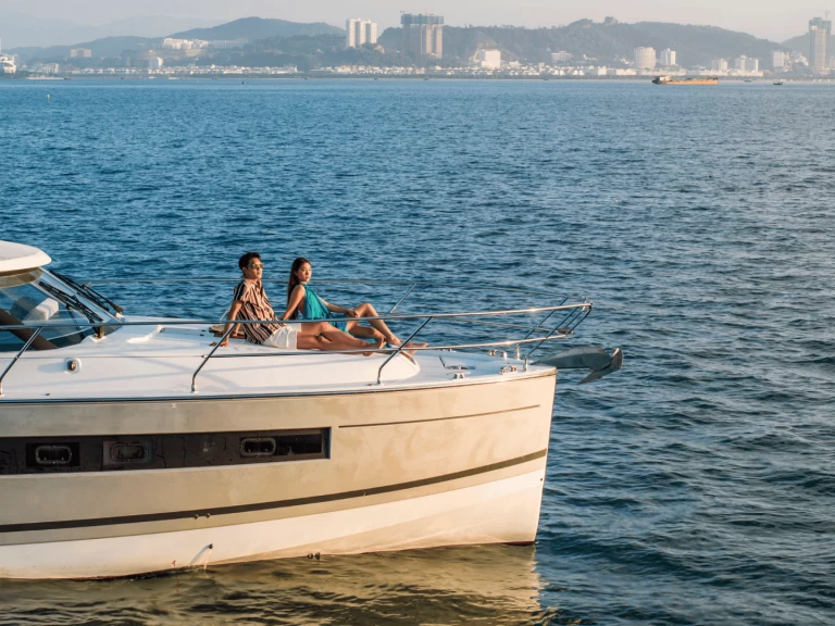 Boat rental Jeanneau NC 14 in Hạ Long on Samboat