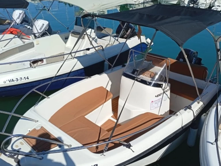 Motorboat rental in Málaga - Mareti 450 CC OPEN