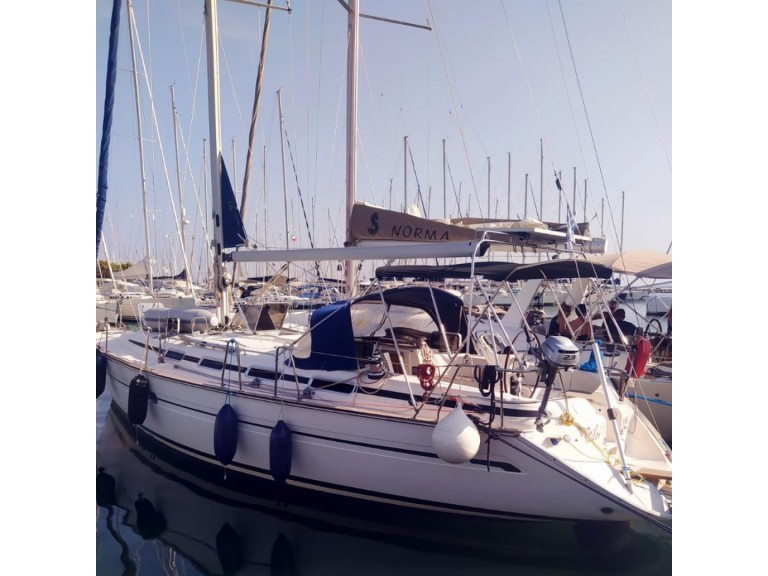 Sailboat for rent Lefkáda at the best price