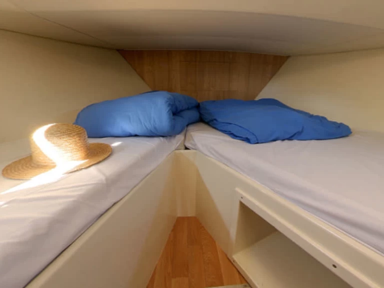 Yacht charter Saint-Jean-de-Losne cheap Elegance