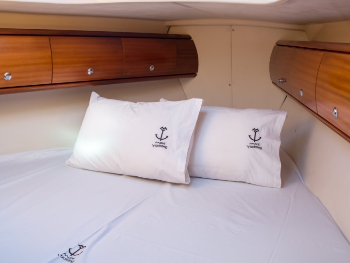 Sailboat rental with or without captain Bavaria Lefkáda