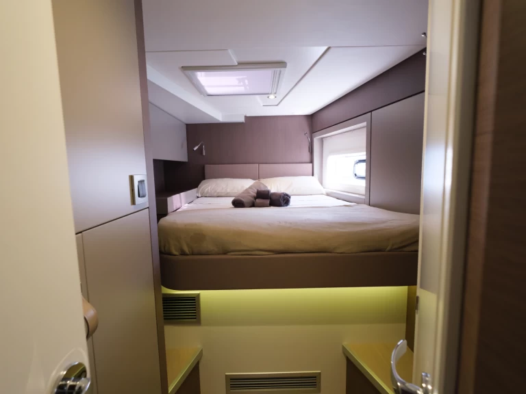 Catamaran for rent Capo d'Orlando at the best price