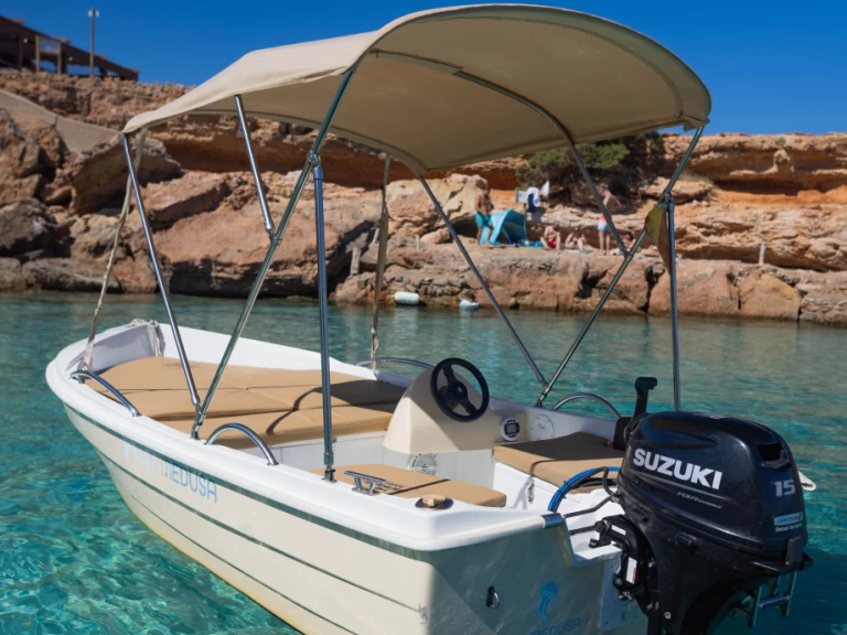 Rent a Mareti 420 open Sant Antoni de Portmany