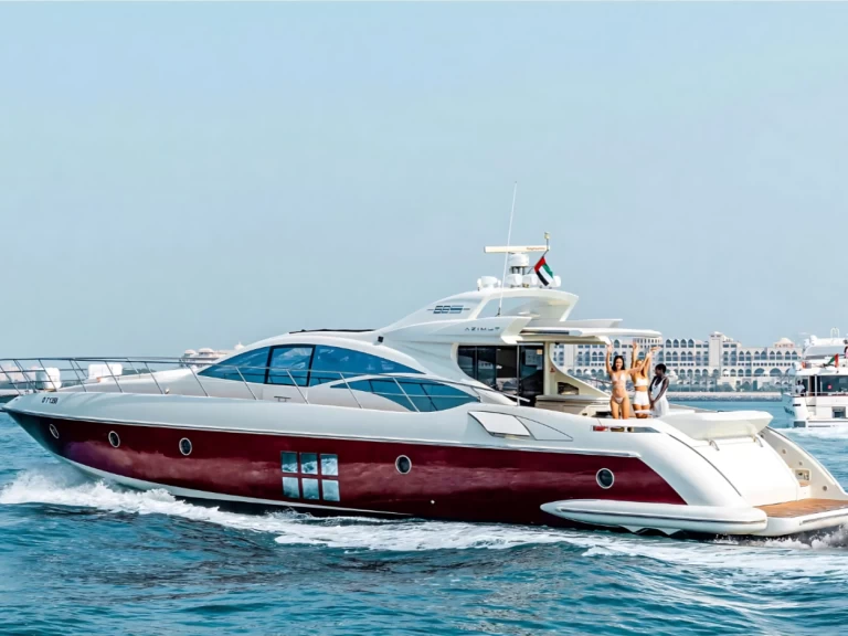 Luxury Yacht rental in Dubaï harbour - Custom Made Custom made