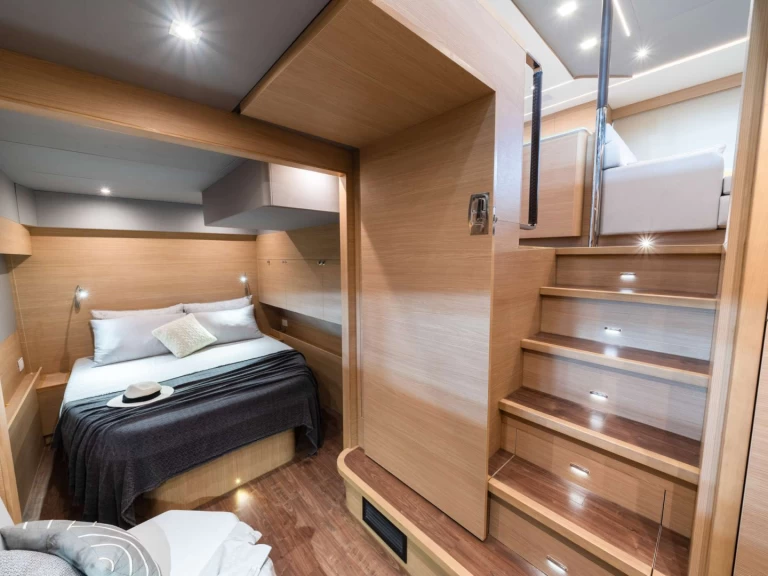 Yacht charter Greece cheap Mary's Grace
