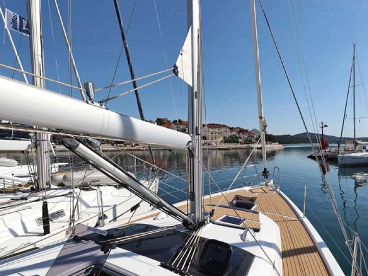 Bareboat Rental Sailboat Dufour with a boat licence