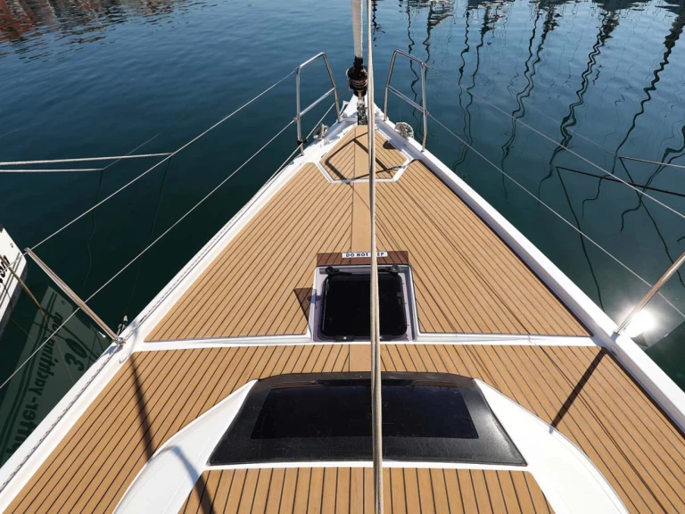 Sailboat for rent Murter-Kornati at the best price