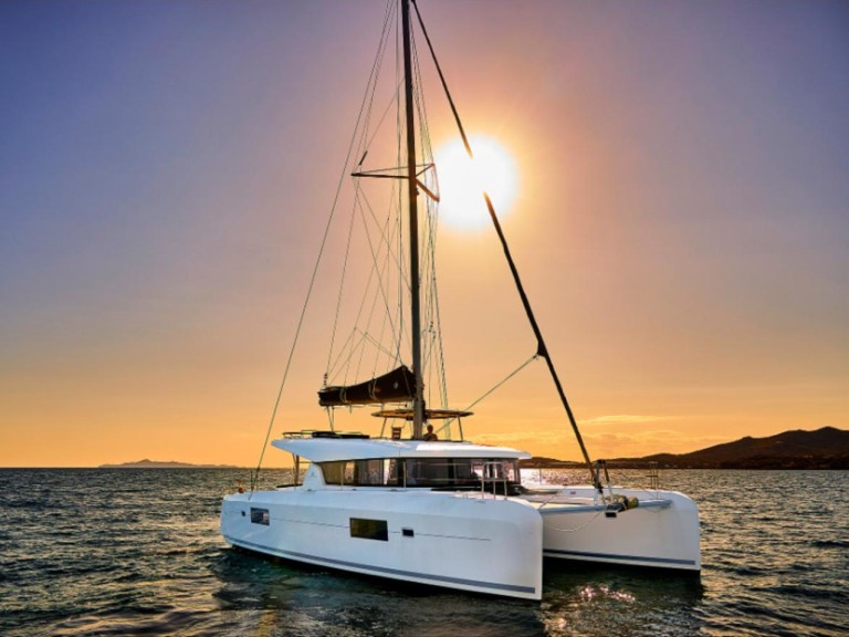 Catamaran rental with or without captain Lagoon Lefkáda
