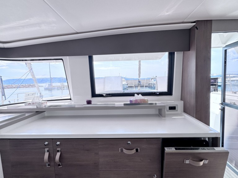 Catamaran rental in Novi Vinodolski - Bali Bali 4.6