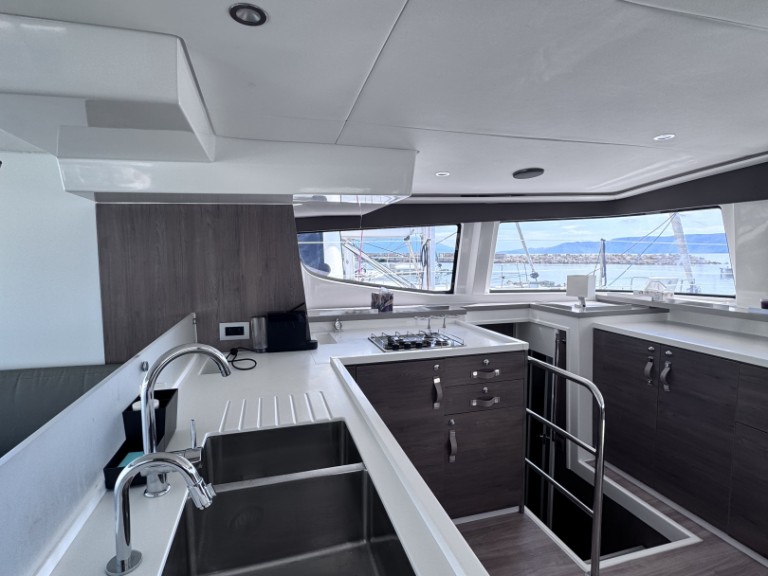 Catamaran rental in Novi Vinodolski - Bali Bali 4.6