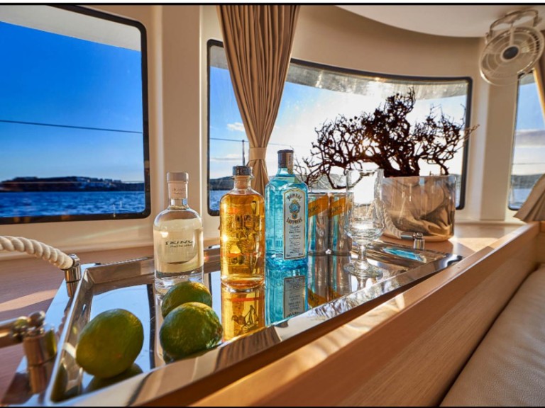 Boat rental Lagoon Lagoon 42 in Lefkáda on Samboat