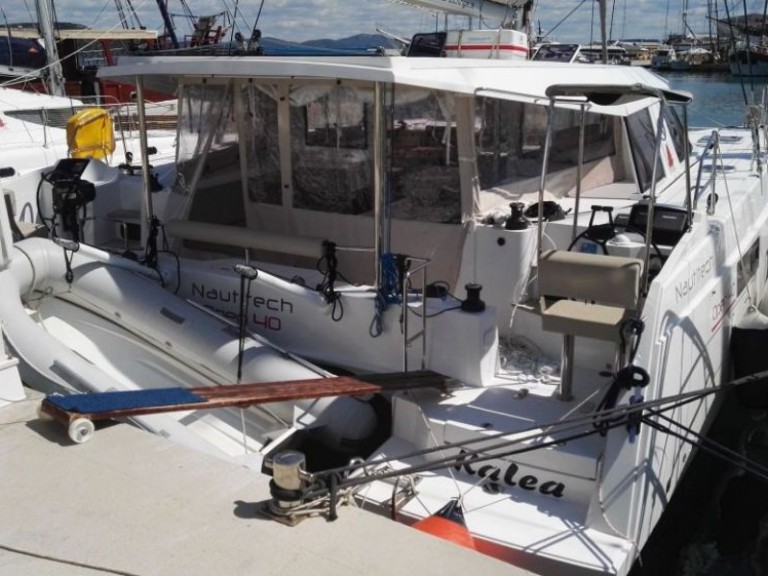 Yacht charter Murter-Kornati cheap Nautitech 40