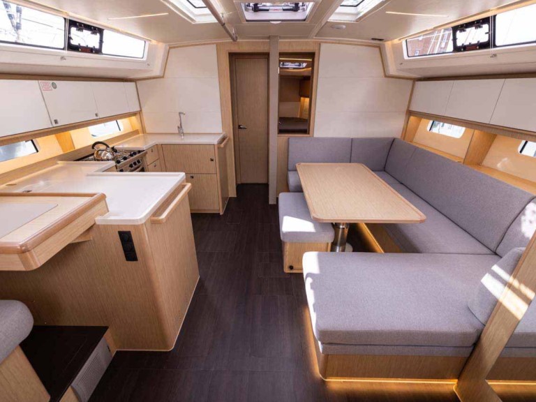 Boat rental Bavaria Bavaria C46 in Golfo Aranci on Samboat