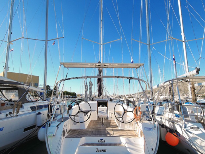 Bavaria Cruiser 46 in Biograd na Moru on SamBoat