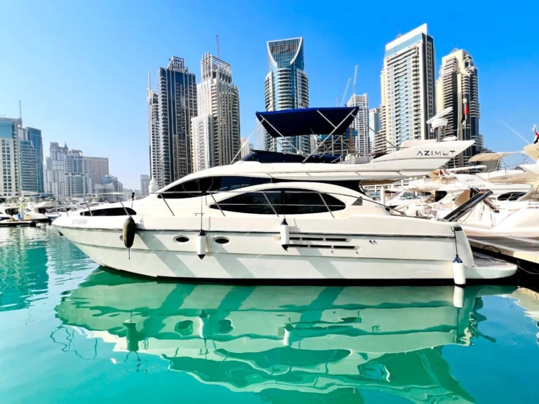 Motorboat rental with or without captain Azimut Dubai Marina