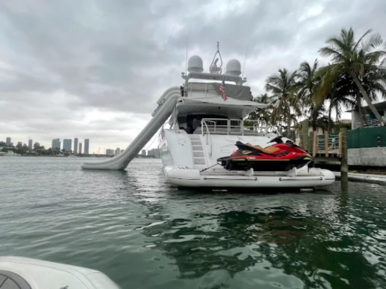 Luxury Yacht rental with or without captain Leopard Miami Beach