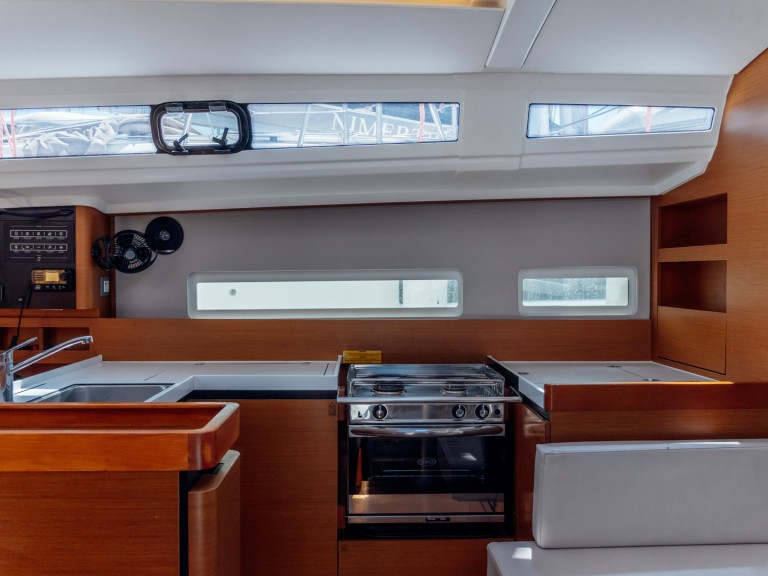 Sailboat rental with or without captain Jeanneau Kos