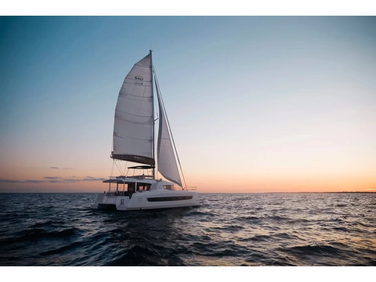 Boat rental Bali Bali 4.6 in Alimos on Samboat