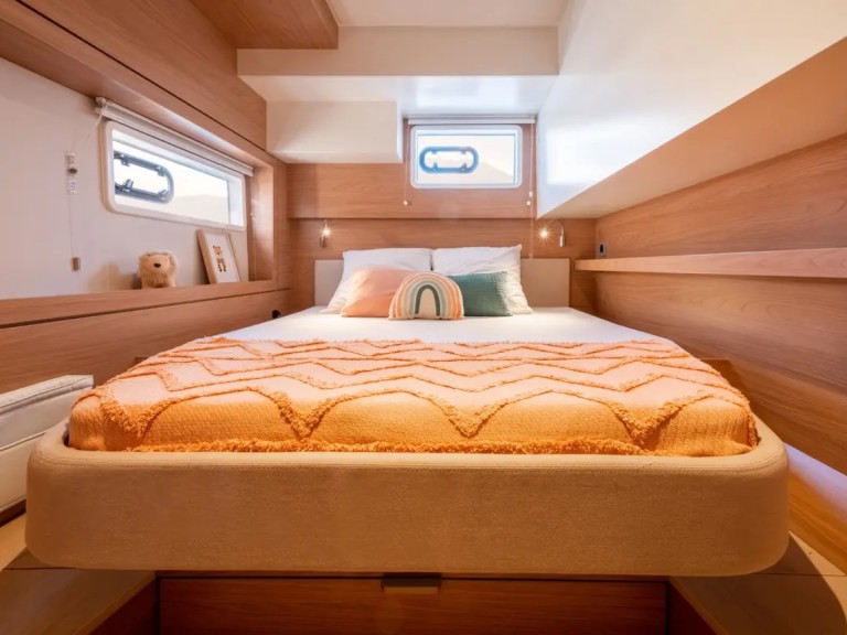 Bali Bali 4.4 charter bareboat or captained in  Alimos