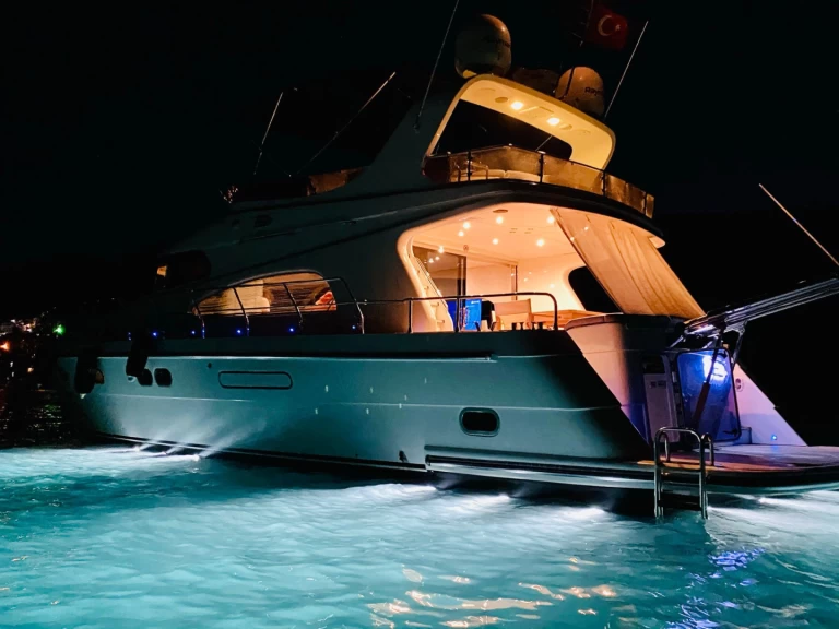 Rent a  Zeus İstanbul