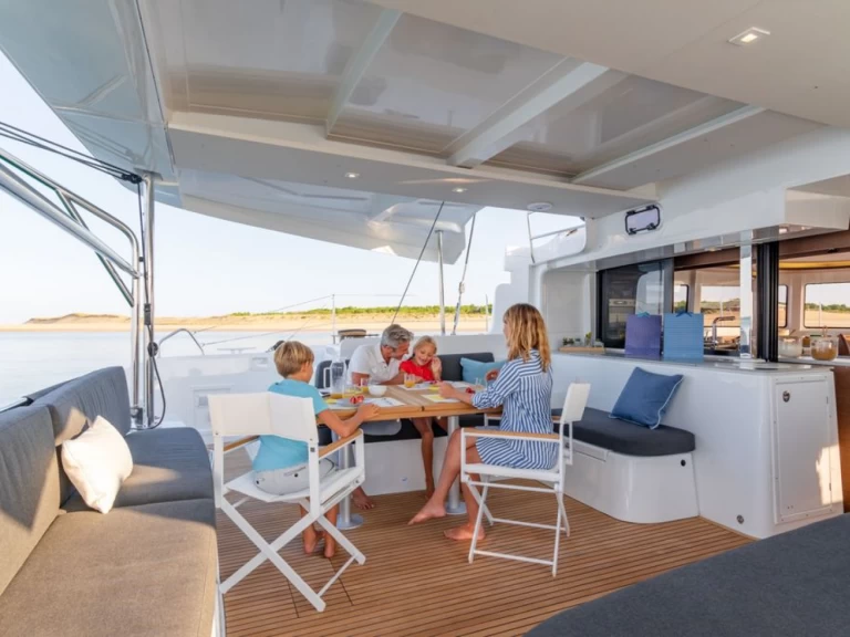 Yacht charter Préveza cheap Lagoon 46