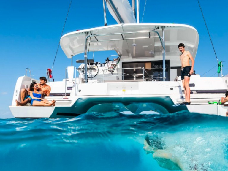 Catamaran for rent Le Marin at the best price
