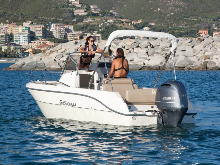 Boat rental Capelli CAPELLI CAP 21 WA in Arzon on Samboat