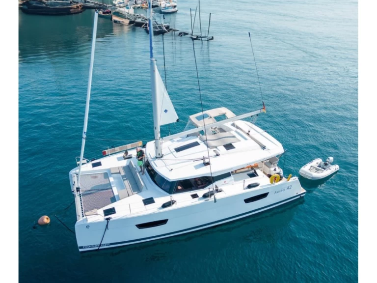 Fountaine Pajot Astrea 42 in Pointe-à-Pitre on SamBoat