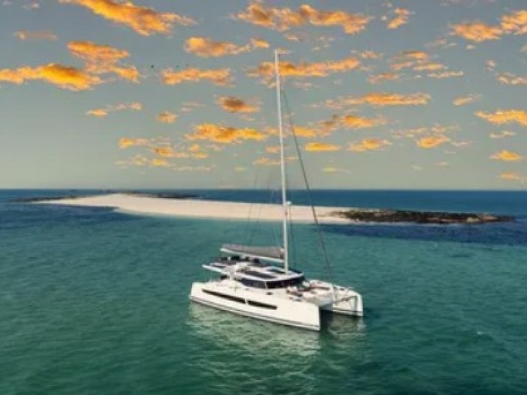 Catamaran rental with or without captain Fountaine Pajot Saint Lucia
