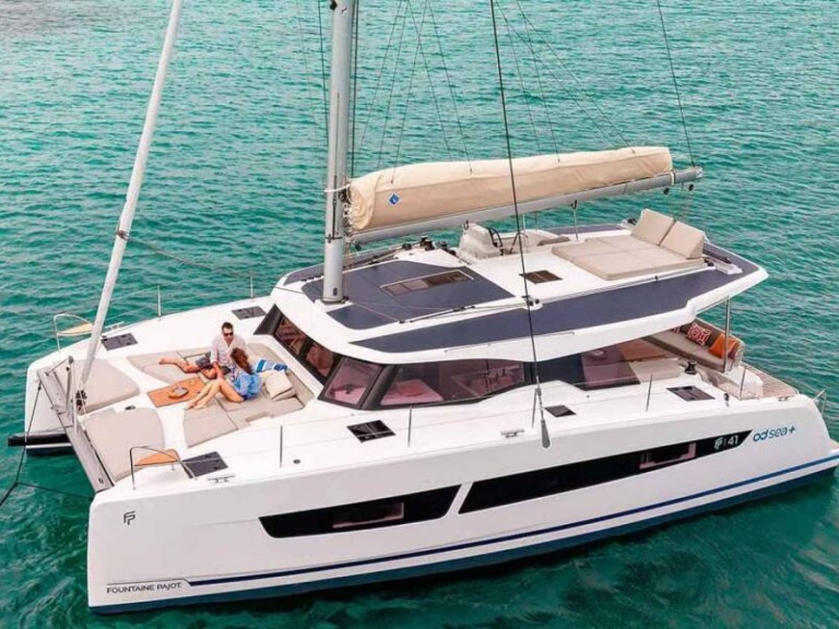 Fountaine Pajot FP 41 in Pointe-à-Pitre on SamBoat