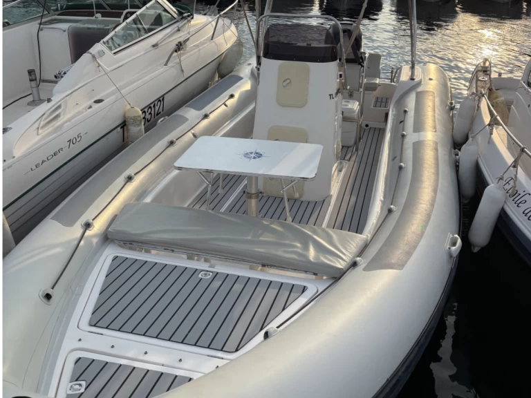 Valiant Valiant 760 Sport charter bareboat or captained in  Cavalaire-sur-Mer