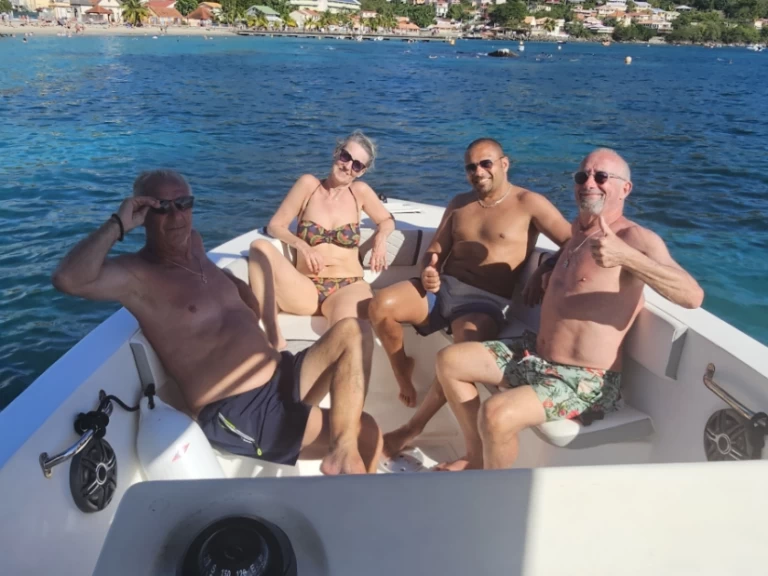 Motorboat rental in Les Trois-Îlets - aback 24 Abbaco 24