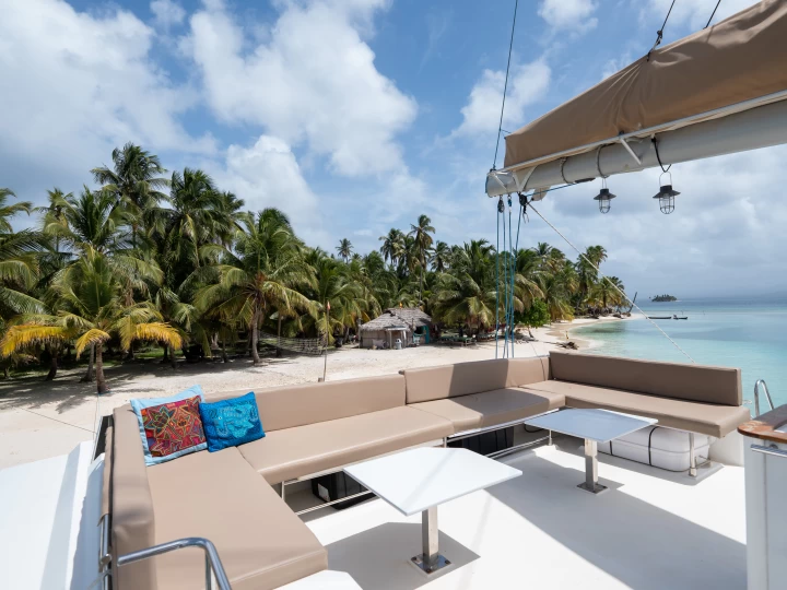 Catamaran for rent San Blas Islands at the best price